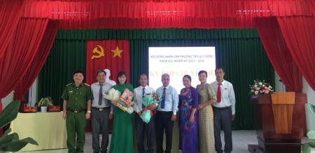 Hội đồng nhân dân phường Tân Quy Đông tổ chức kỳ họp chuyên đề miễn nhiệm và bầu bổ sung chức danh Phó Chủ tịch UBND phường Hội đồng nhân dân phường Tân Quy Đông tổ chức kỳ họp chuyên đề miễn nhiệm và bầu bổ sung chức danh Phó Chủ tịch UBND phường